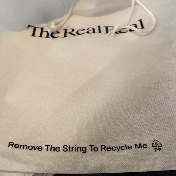 The Real real drawstring cloth bag - Picture 3 of 3